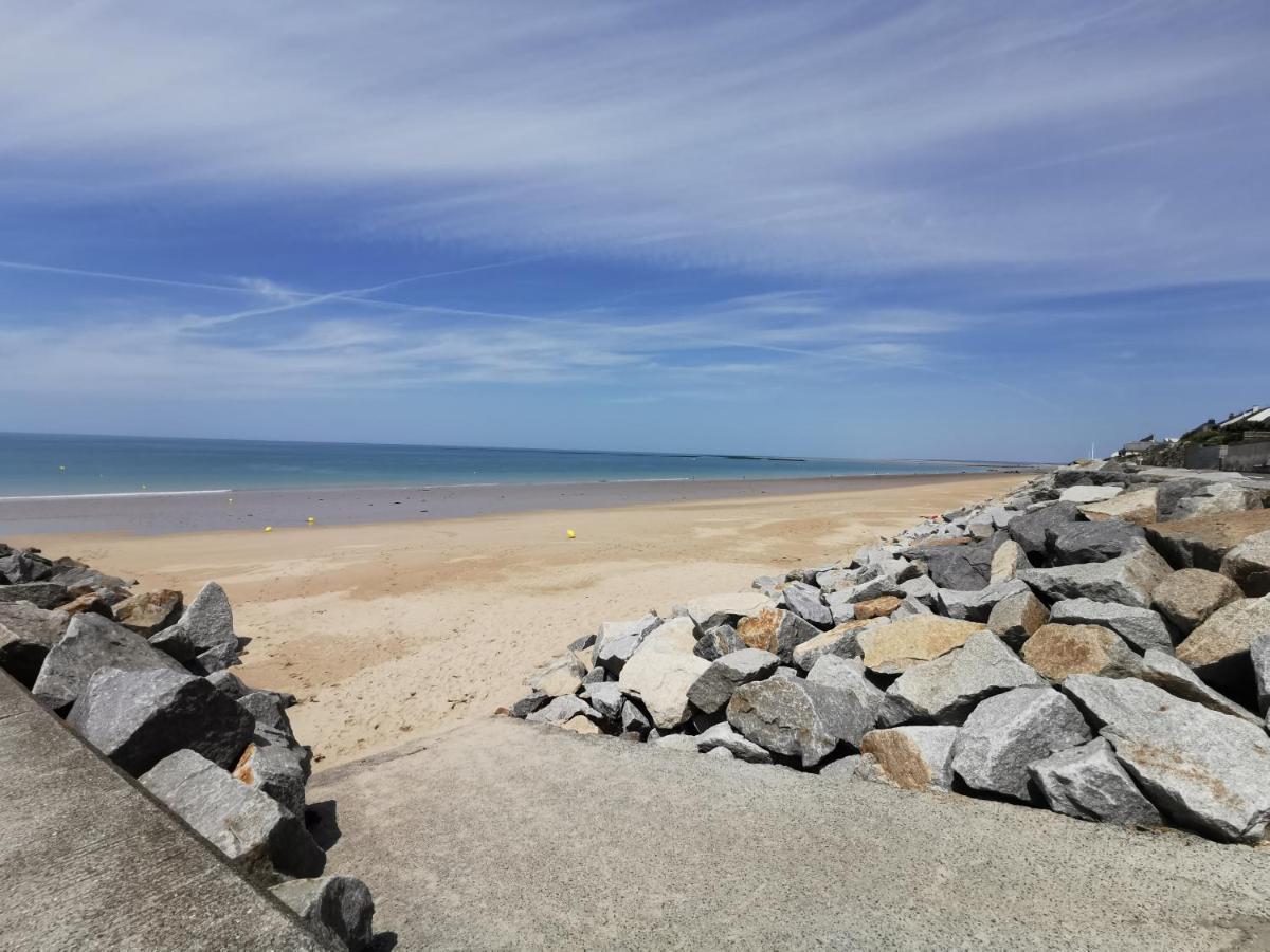 Вилла Escapade Saint-Martin de Brehal Экстерьер фото