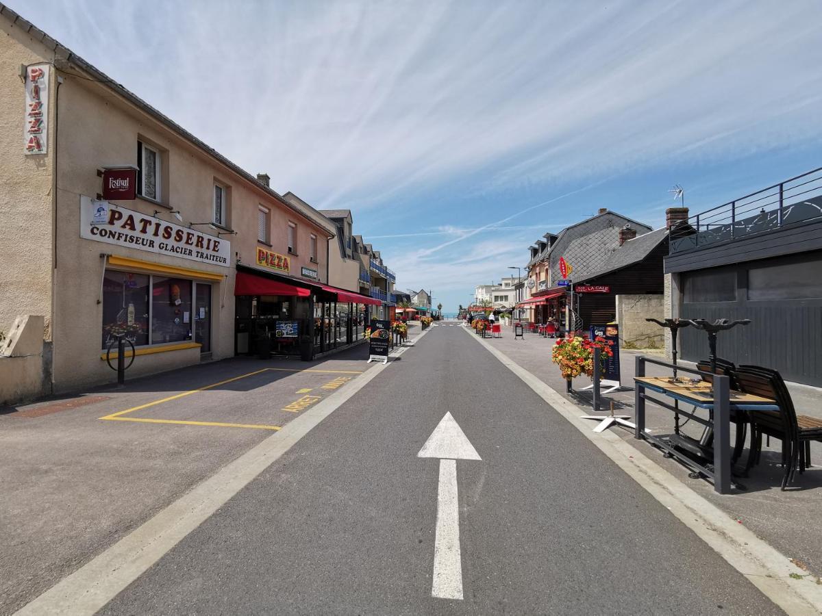Вилла Escapade Saint-Martin de Brehal Экстерьер фото